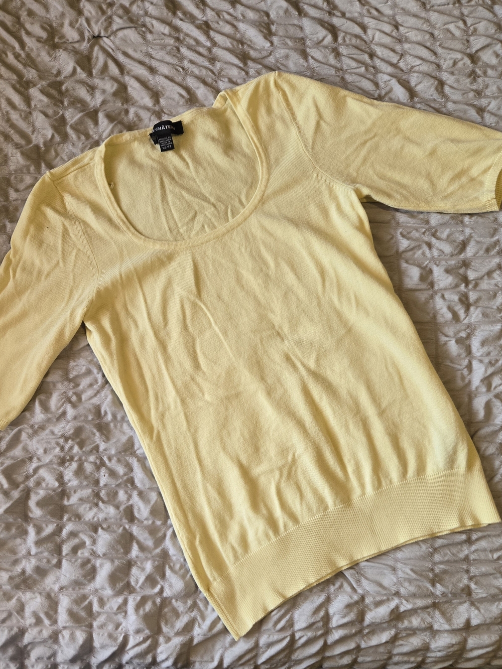 Le Chateau Light Yellow Scoop Neck Knit Top